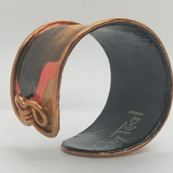 Calvary Cuff - Picture 5 of 9